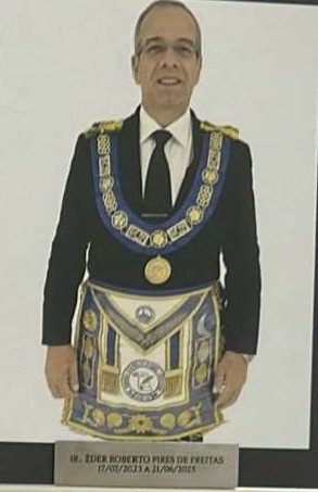 EDER ROBERTO PIRES DE FREITAS